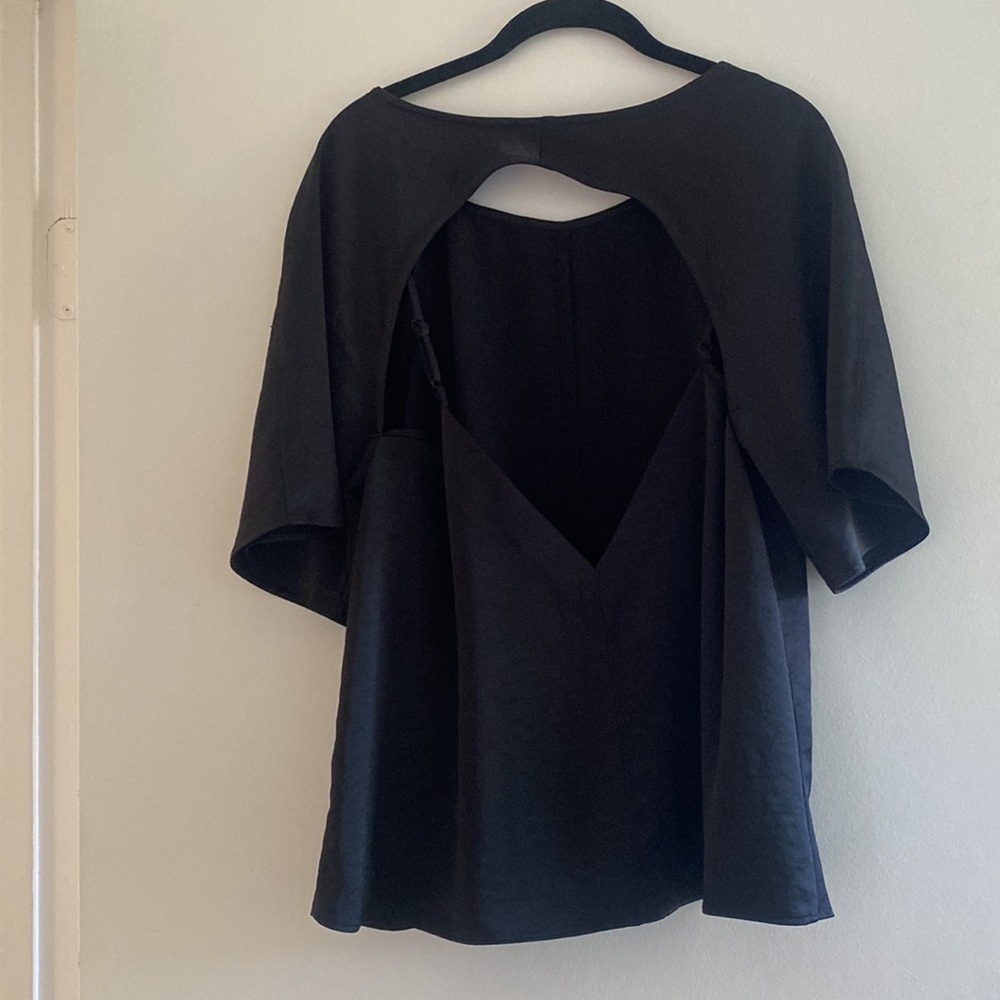 Anthropologie daily practice black sleek open back blouse size medium - Picture 3 of 12